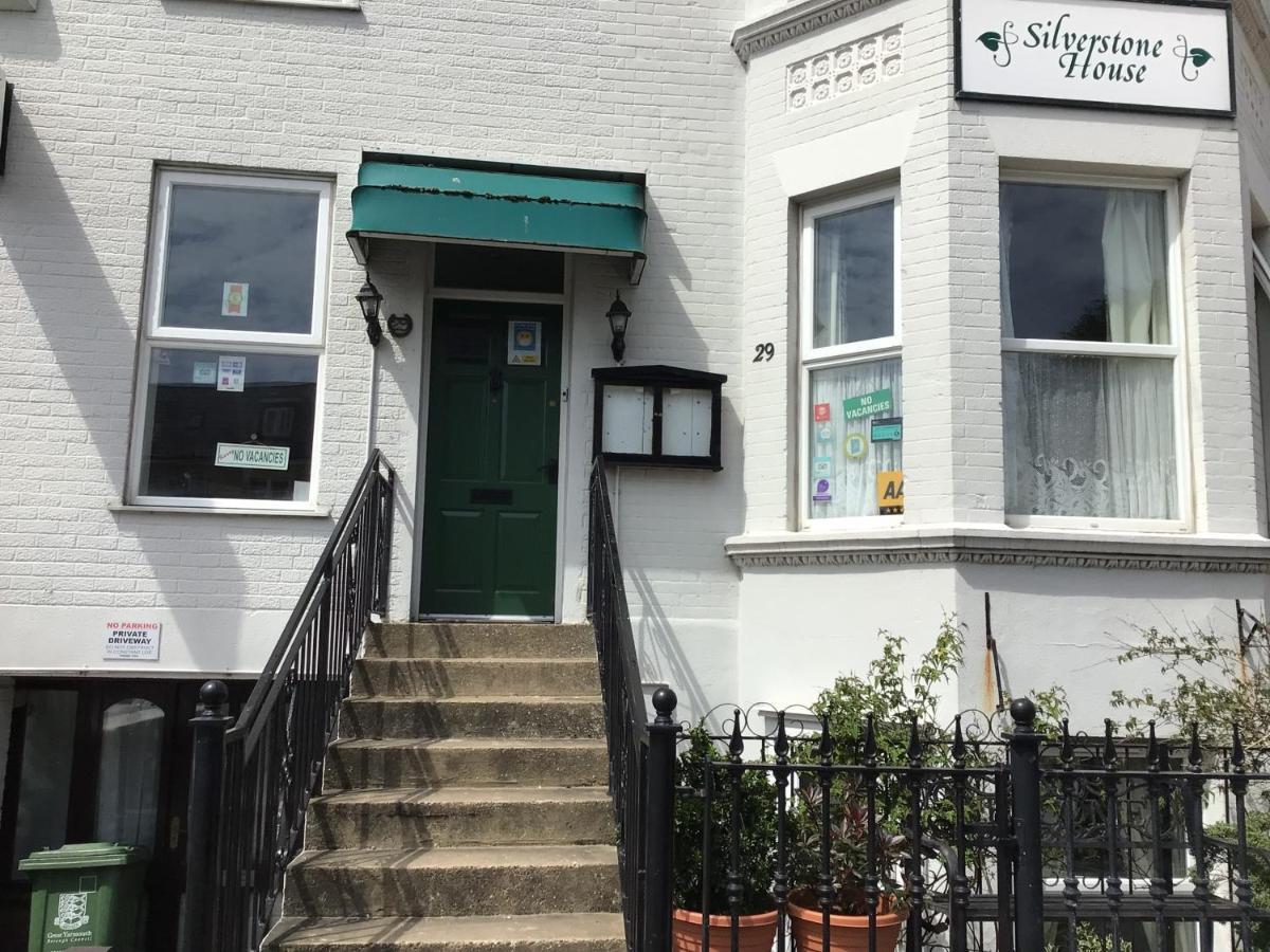 Silverstone House Great Yarmouth Bagian luar foto